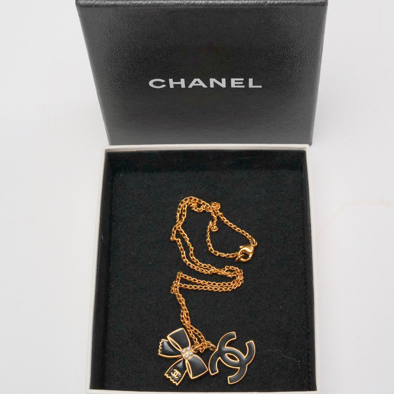 Chanel Vintage Black Gold CC Enamel Necklace
