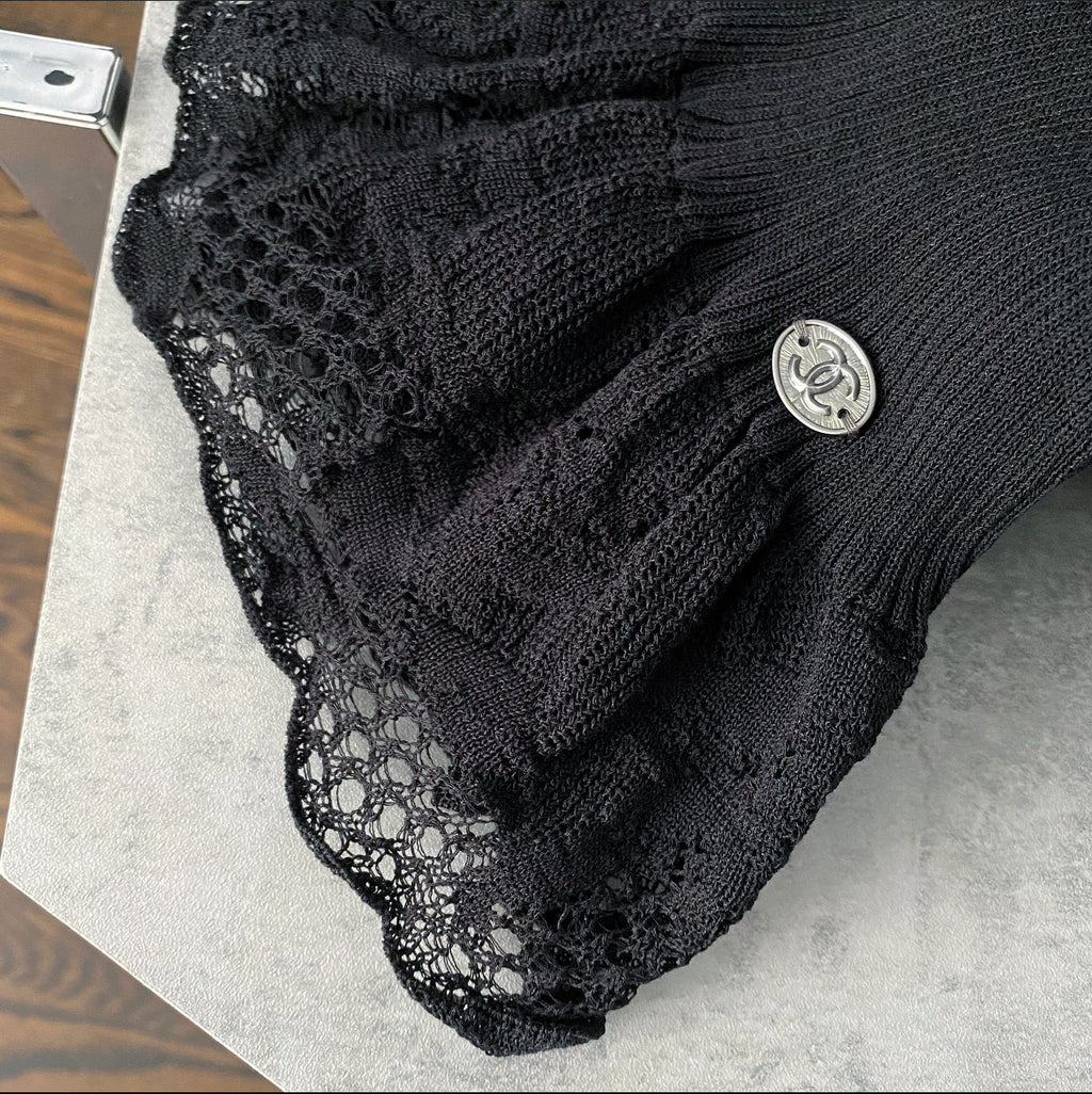 Chanel 06P Black Rib Knit Top with Lace Hem - FR42 (8/10)