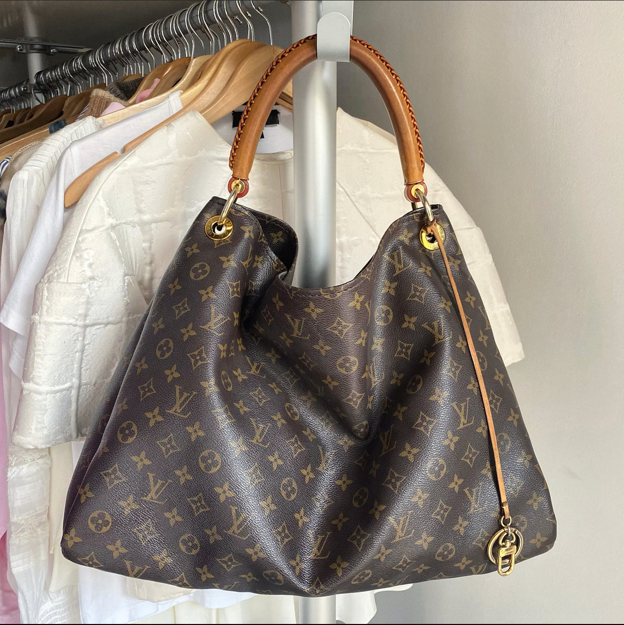 Louis Vuitton Monogram Canvas Artsy Tote Bag