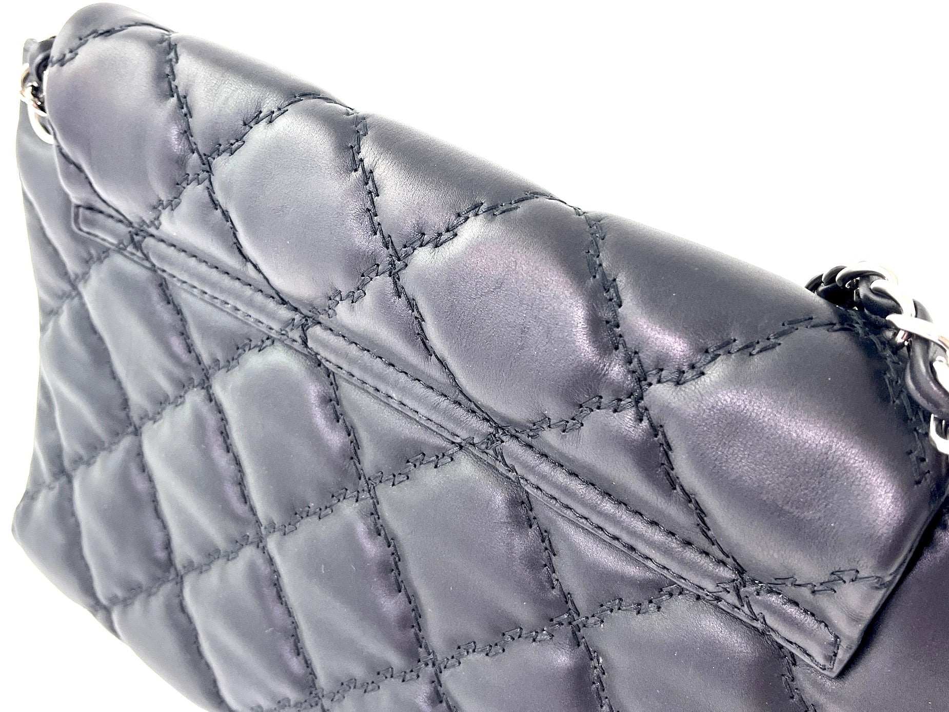 CHANEL Double Stitch Hamptons Black Quilted Calfskin Shopping Tote Bag