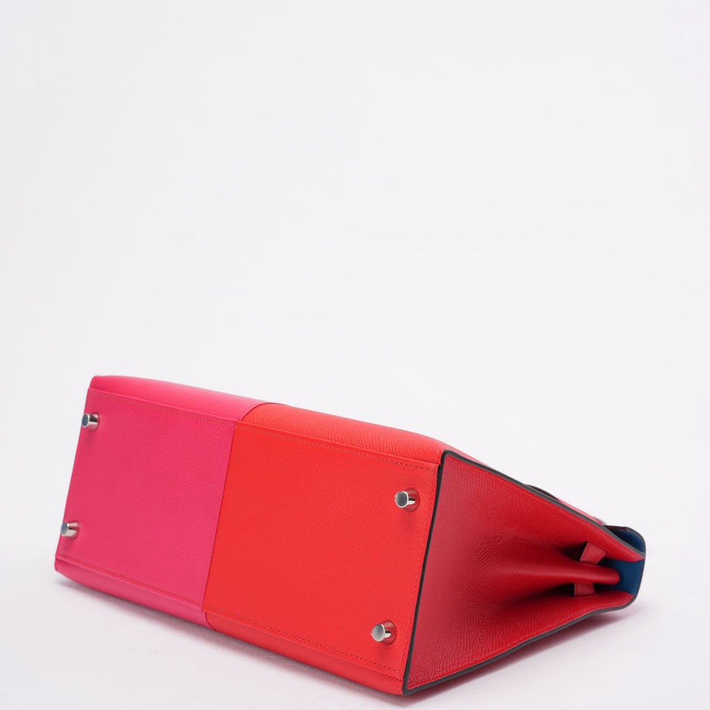 Hermès Kelly 28 Epsom Rose Extreme/ Rouge de Coeur with Blue Zanzibar