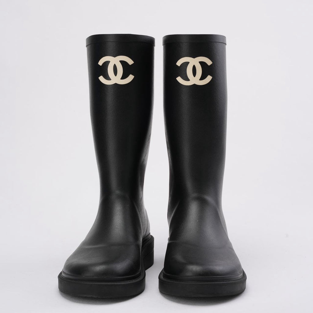 Chanel Classic Rain Boots in Black / White With CC Logo 38