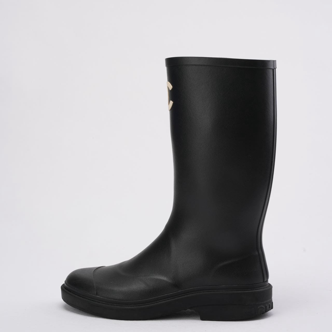 Chanel Classic Rain Boots in Black / White With CC Logo 38