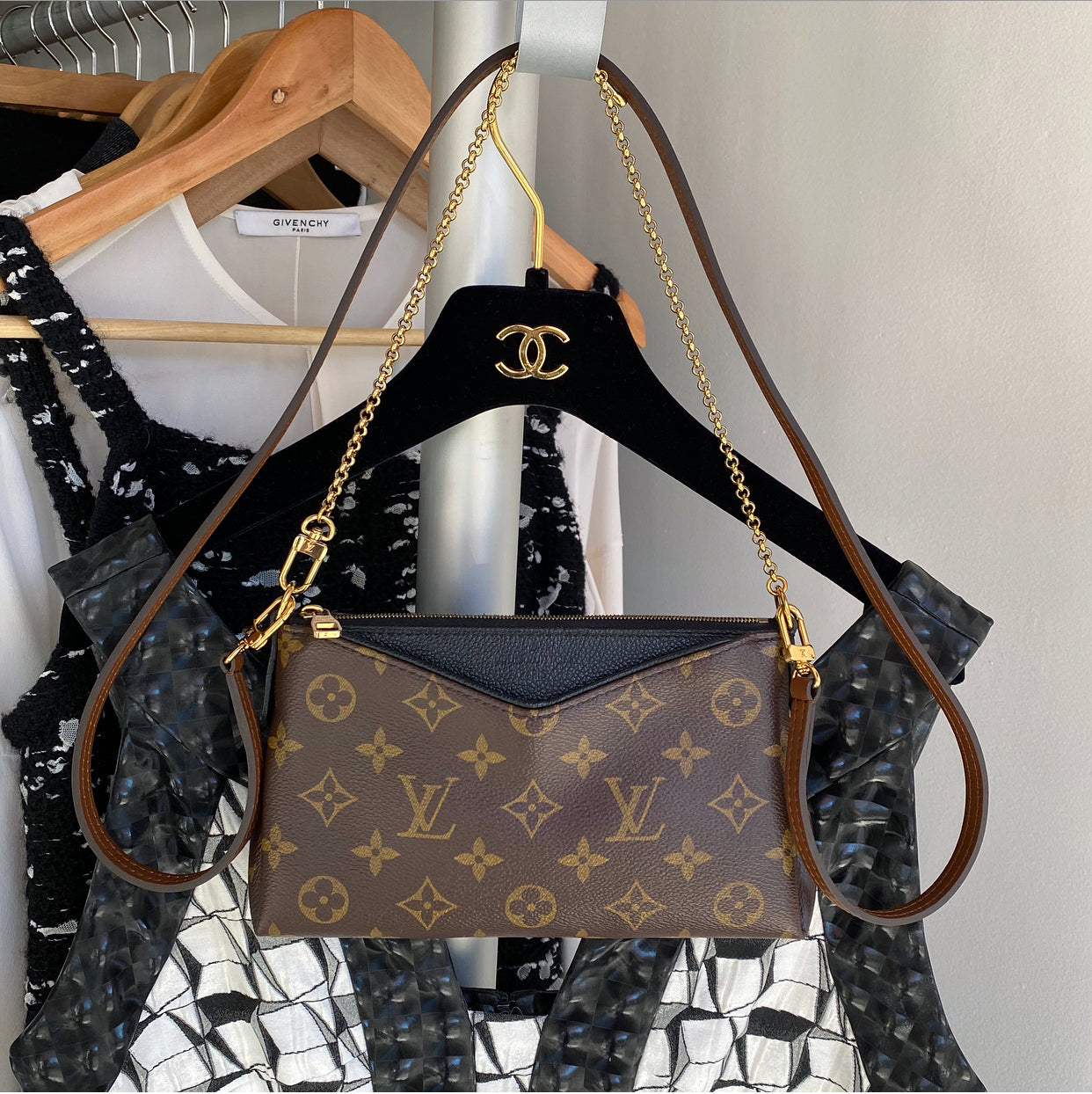 Louis Vuitton Monogram Canvas Pallas Clutch Convertible Crossbody Bag