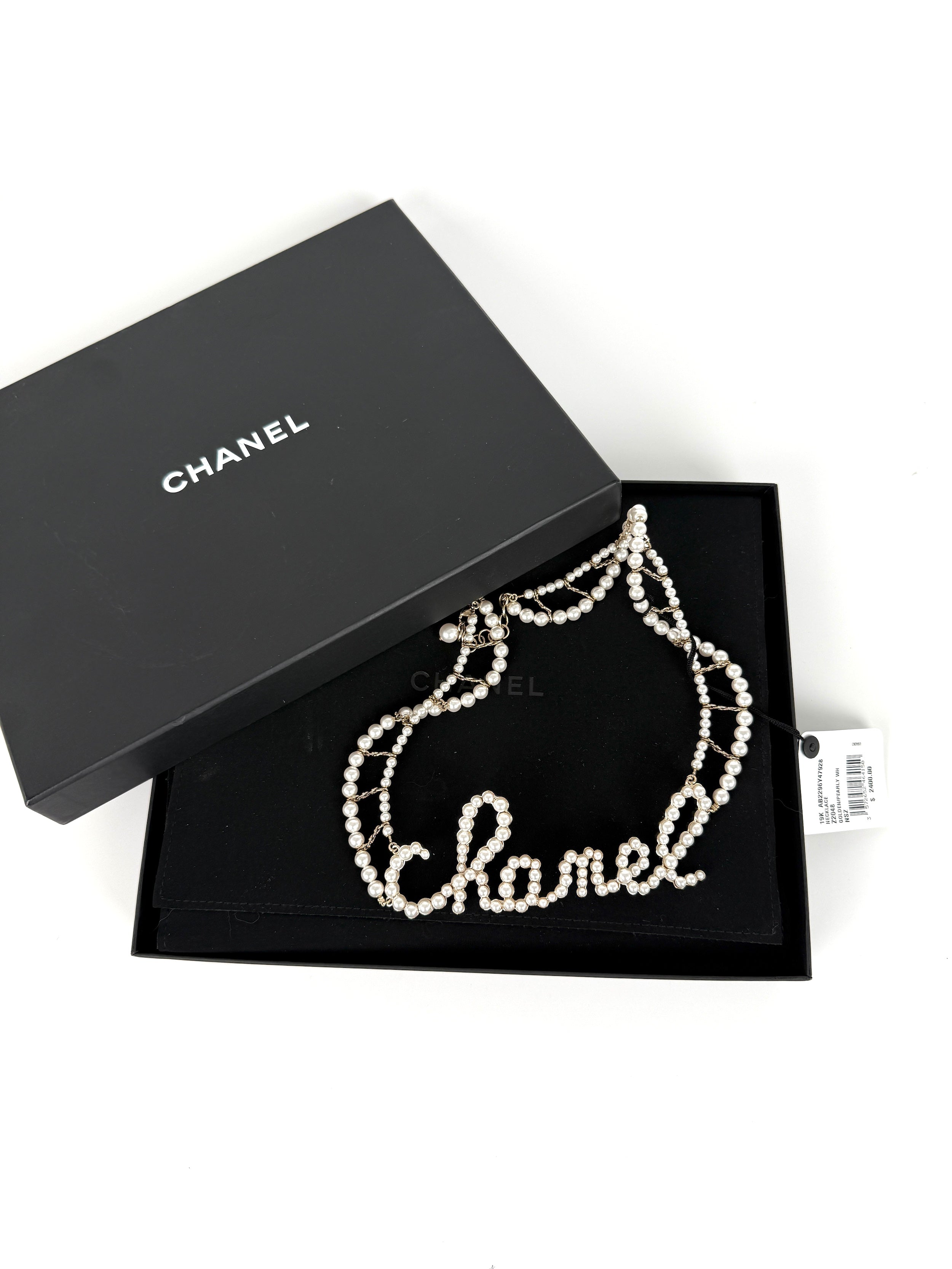 CHANEL Imitation Pearl Swirling Logo Letter Choker Necklace