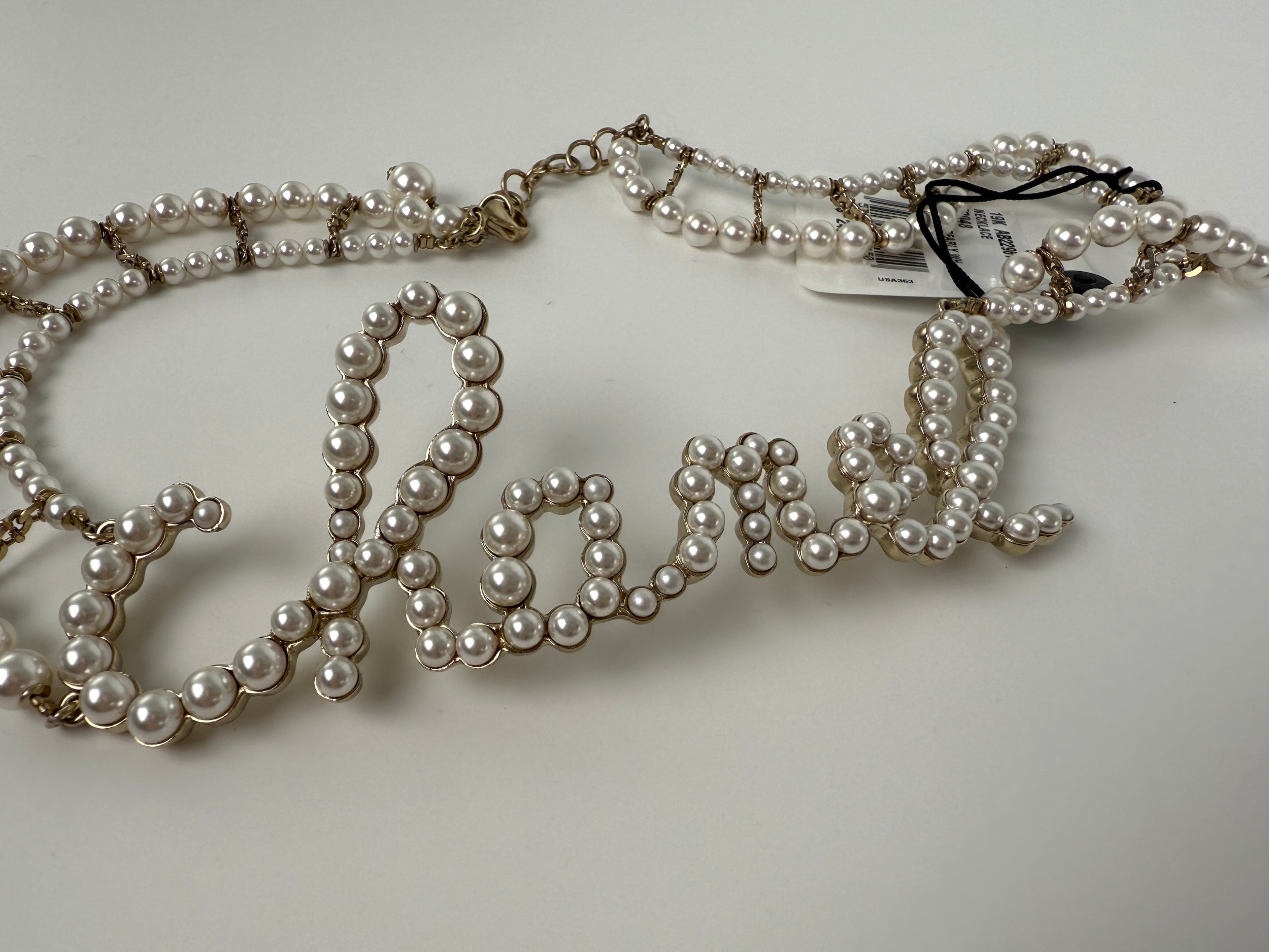 CHANEL Imitation Pearl Swirling Logo Letter Choker Necklace