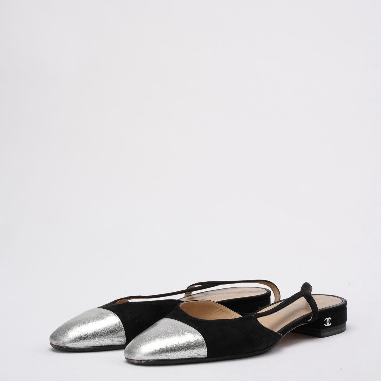 Chanel Black/Silver Suede & Leather Classic Slingback Flat 40C