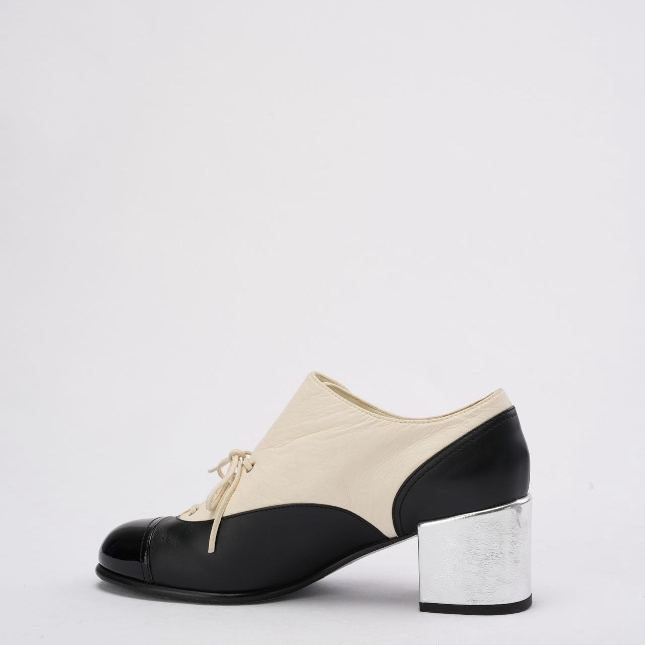 Chanel Black / White Pearl Lace-Up Ankle Boots Size 39.5