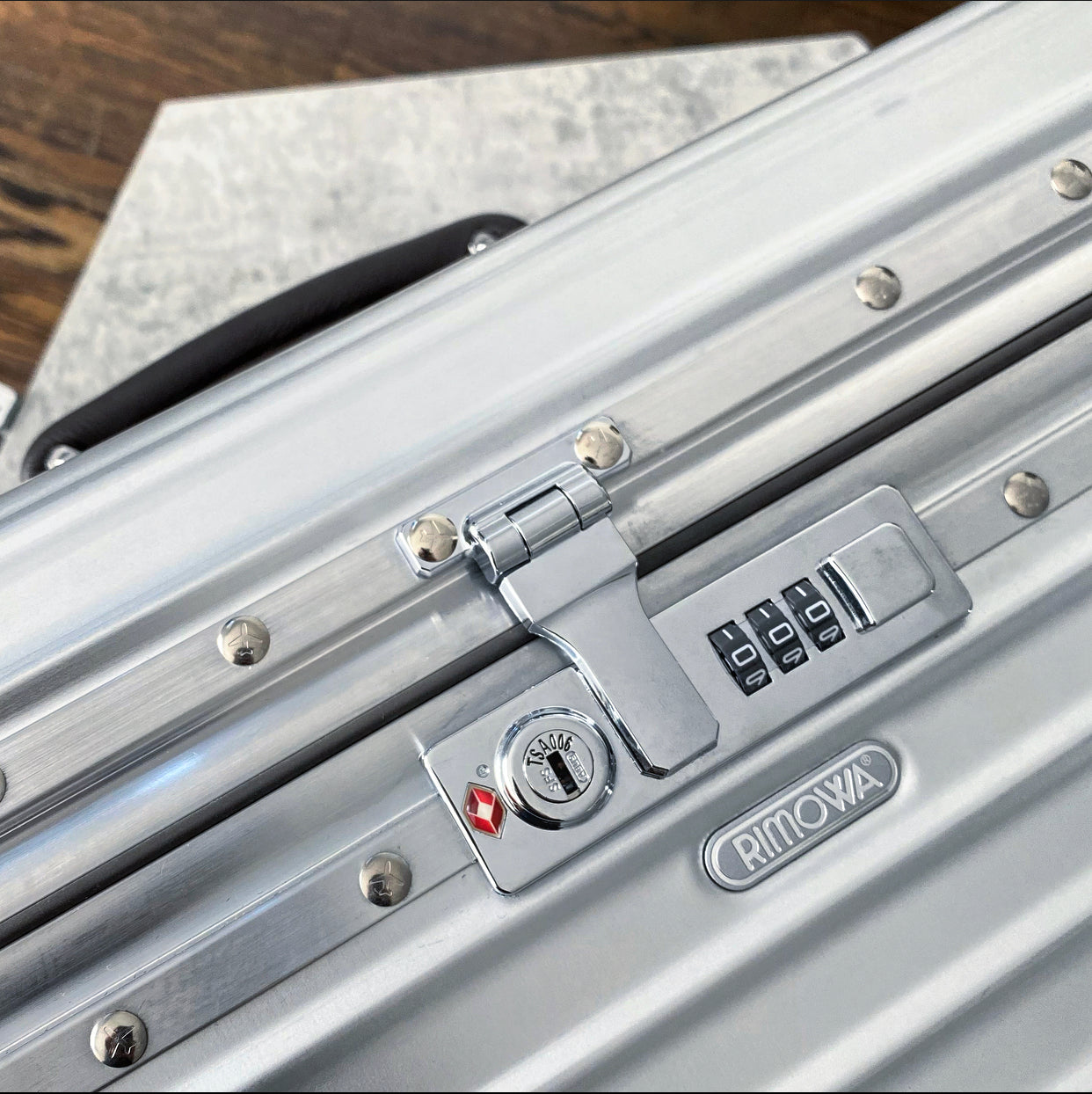 Rimowa Silver Classic Flight Beauty Case