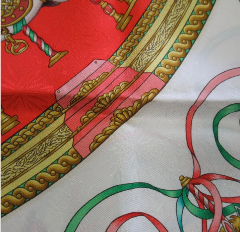 HERMÈS CARRE SILK SCARF