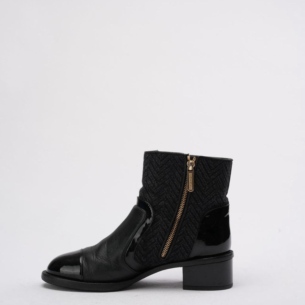 Chanel Black Tweed and Patent Leather CC Cap Toe Ankle Booties 38.5
