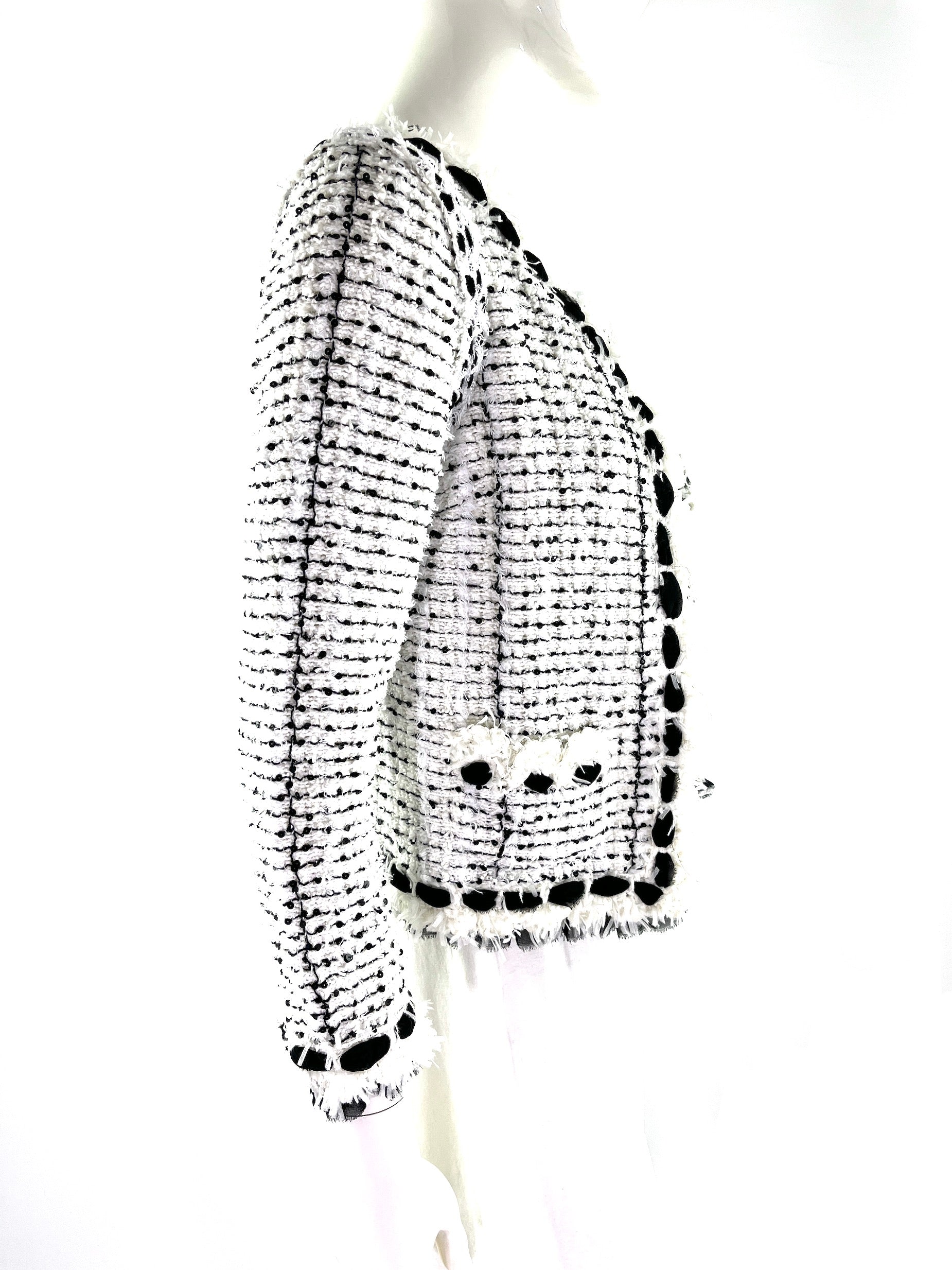 CHANEL Tweed Sequined Collarless Black White 2005 Open Jacket 38 4