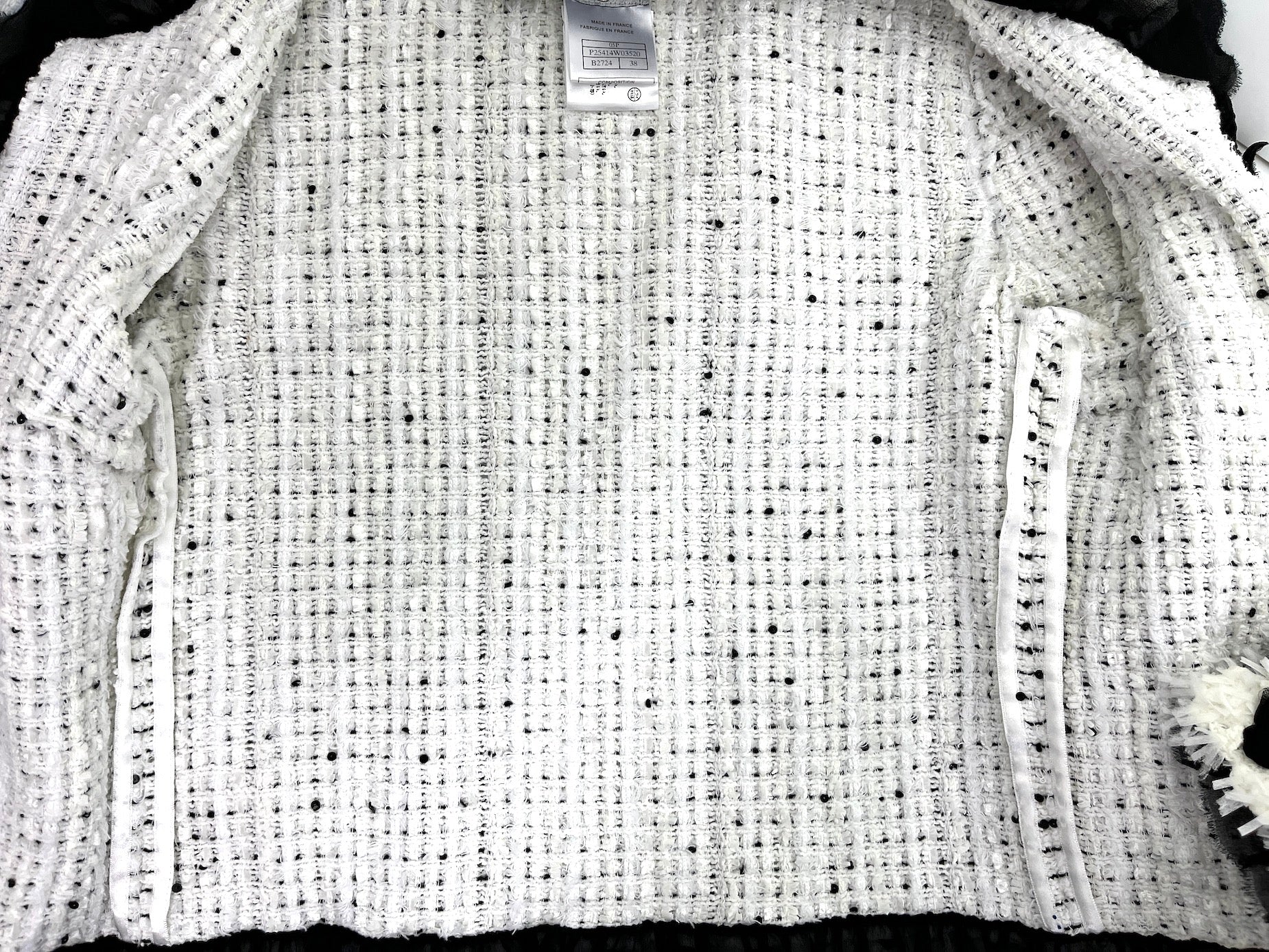 CHANEL Tweed Sequined Collarless Black White 2005 Open Jacket 38 4