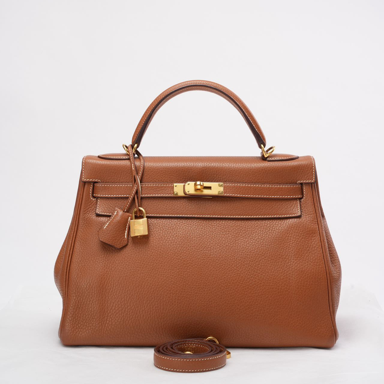 Hermès Kelly 32 cm Bag in Golden Clemence Leather with Golden Hardware 2015