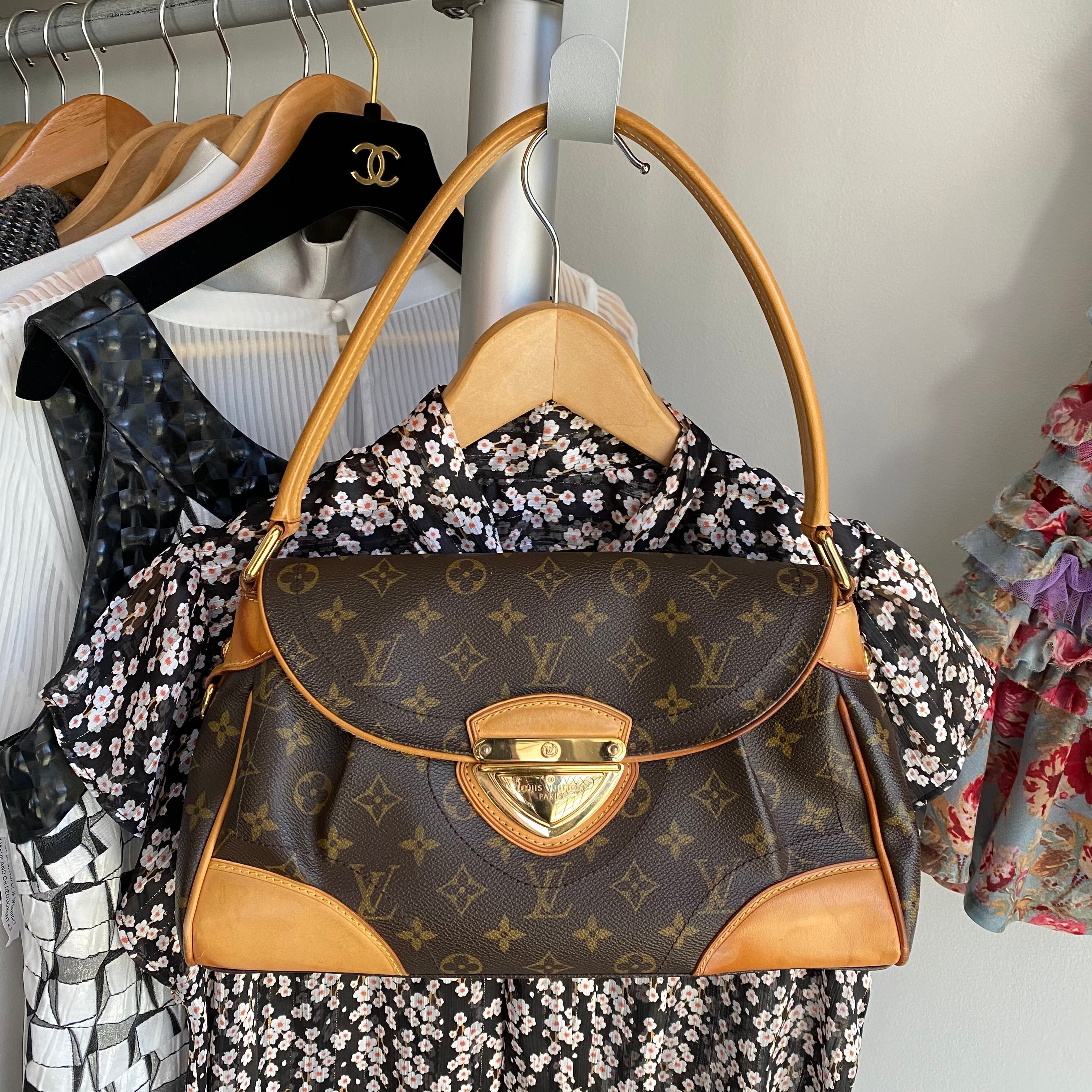 Louis Vuitton Monogram Beverly MM Shoulder Bag