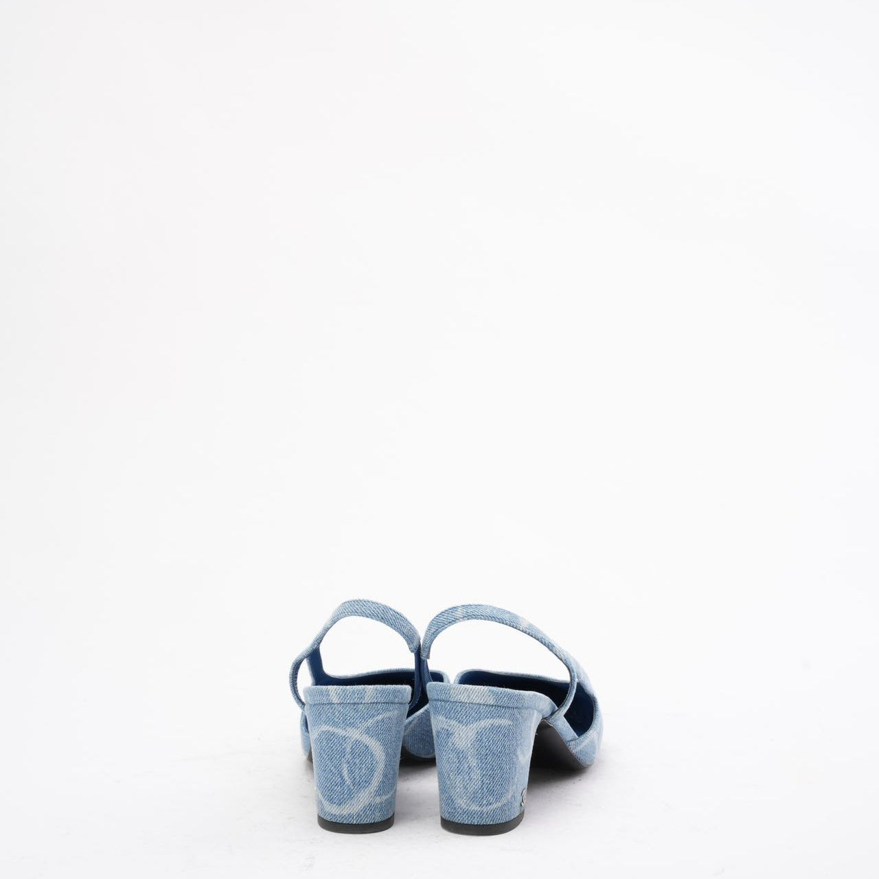 Chanel Blue Denim White CC Logo Slingback Pumps 38.5