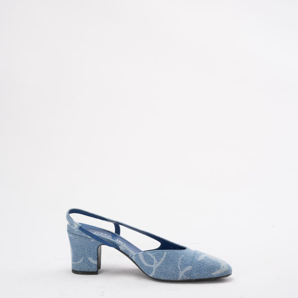 Chanel Blue Denim White CC Logo Slingback Pumps 38.5