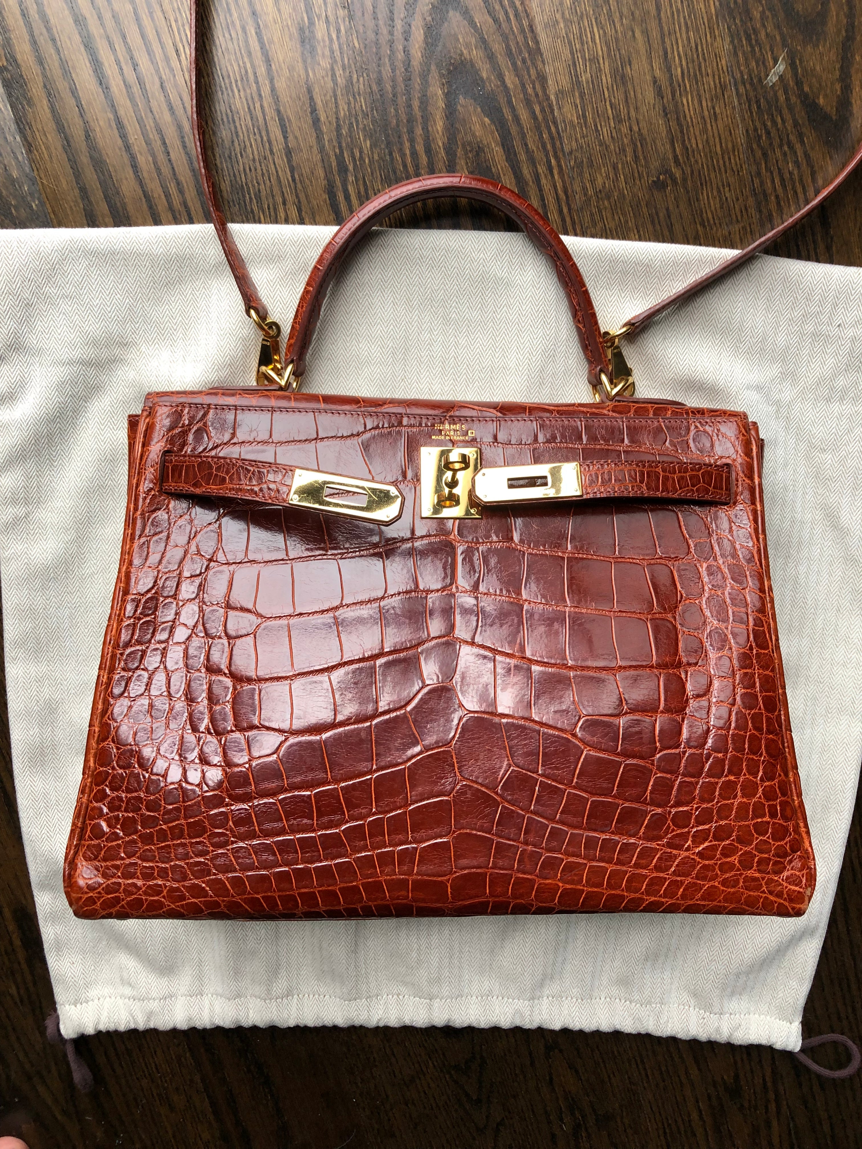 Hermes Vintage Etrusque Alligator Kelly 32 cm Gold Hardware