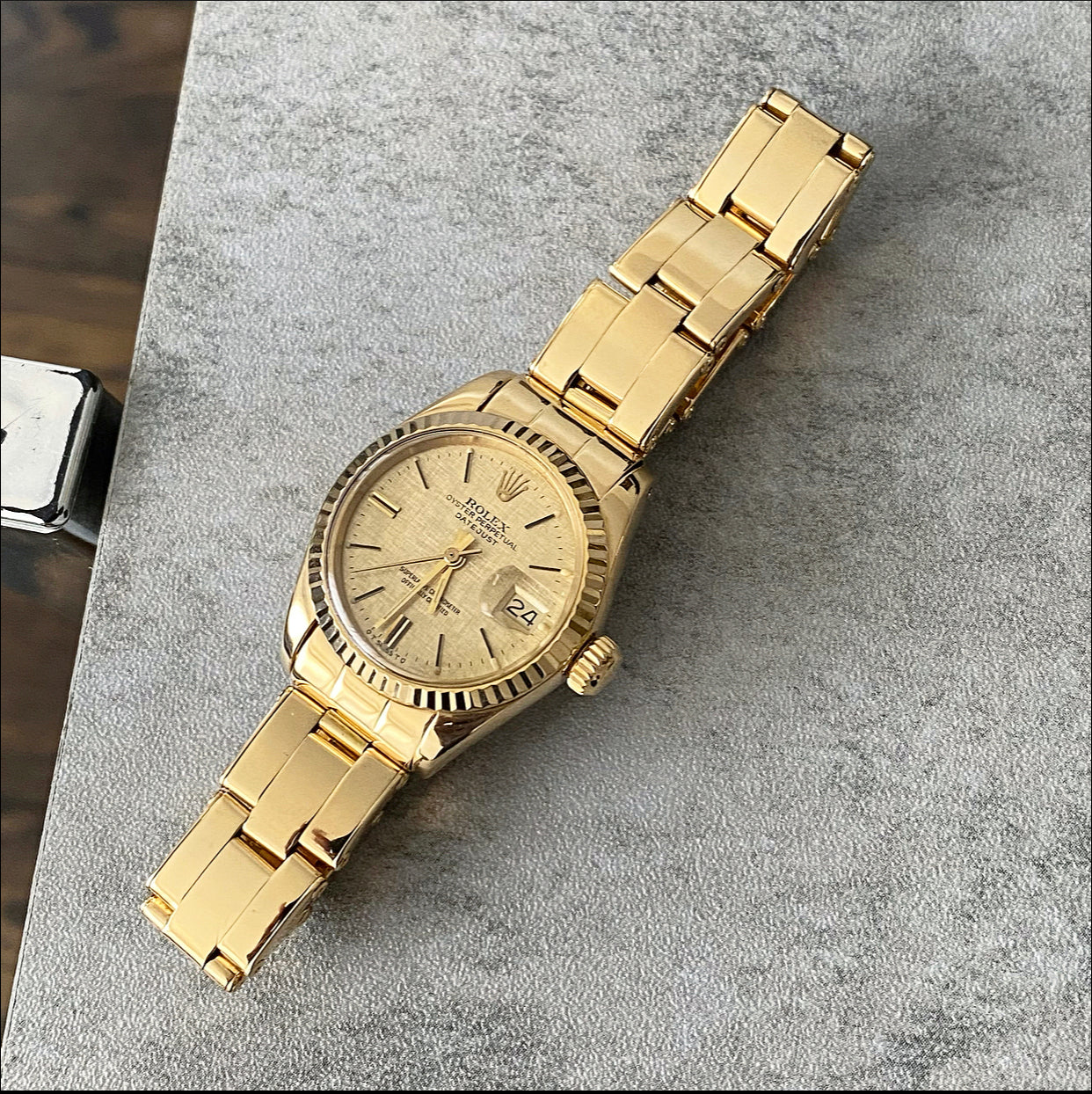 Rolex Vintage 1977 18k Yellow Gold 26mm Lady Datejust Watch