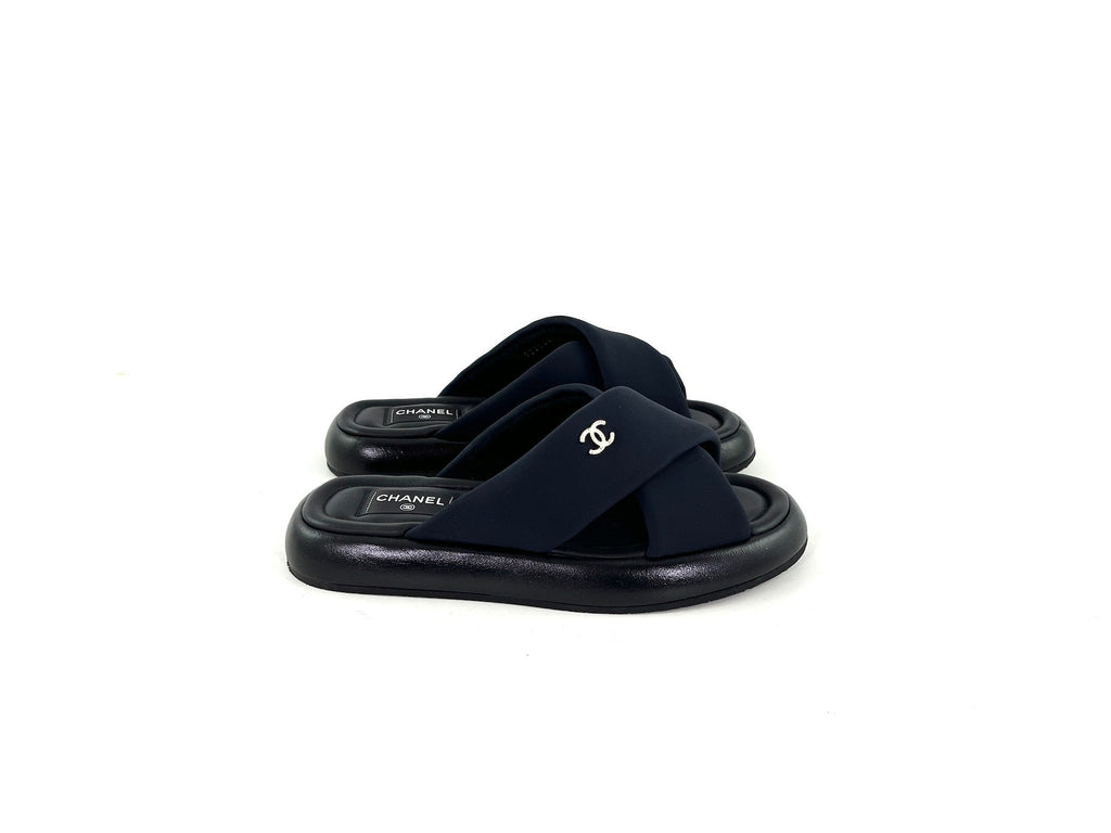 CHANEL Puffy 2022 Criss Cross Black Slide Sandals 41 10
