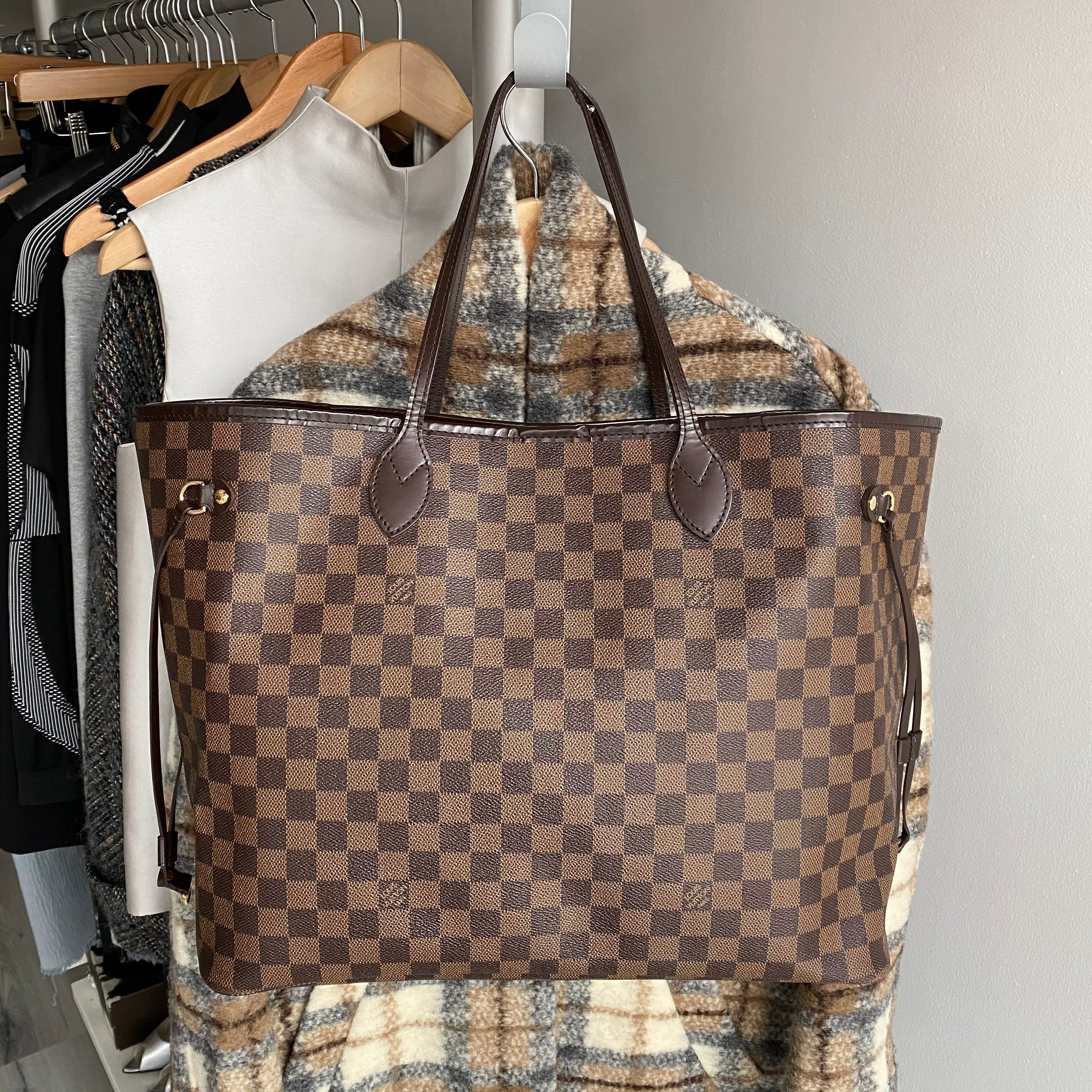 Louis Vuitton Damier Ebene Neverfull GM Tote Bag