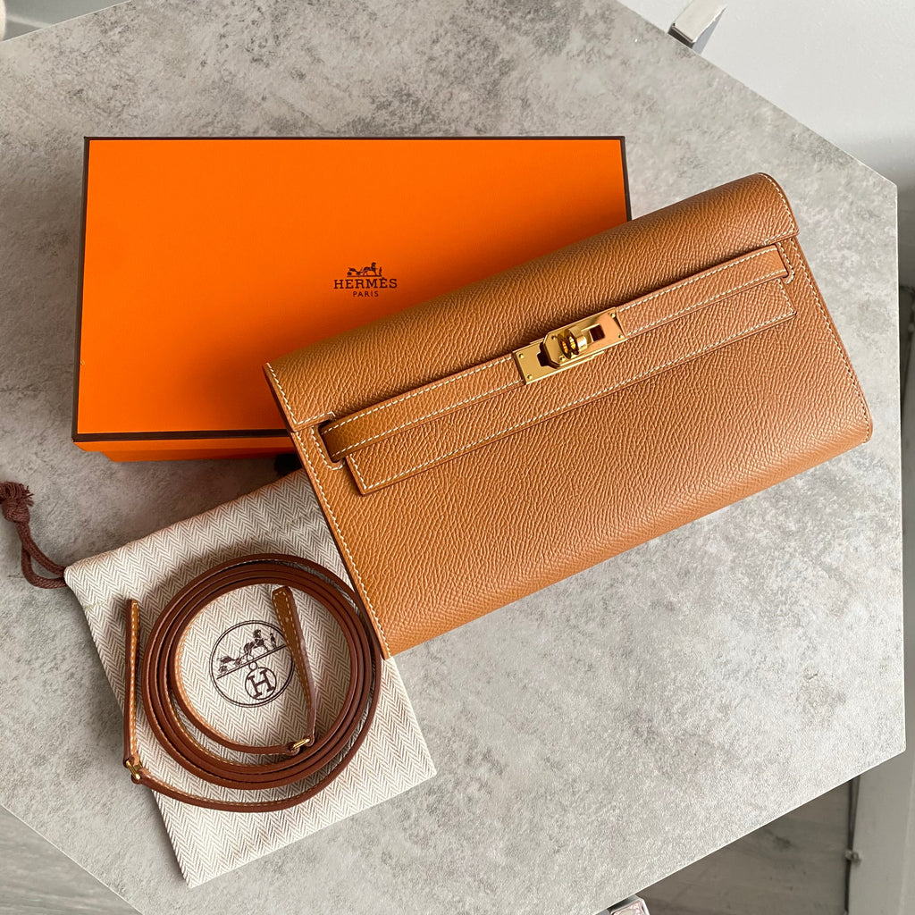 Hermes Kelly To Go Wallet in Epsom Gold GHW