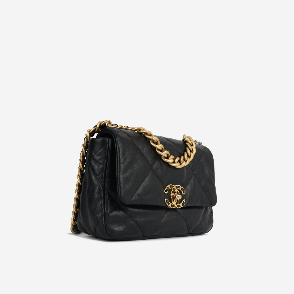 Chanel Chanel 19 - Small