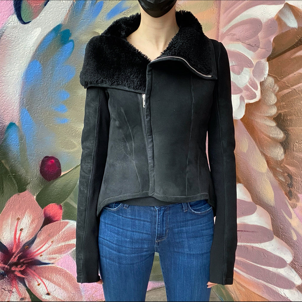 Rick Owens Black Shearling Asymmetrical Hemline Zip Jacket - USA M
