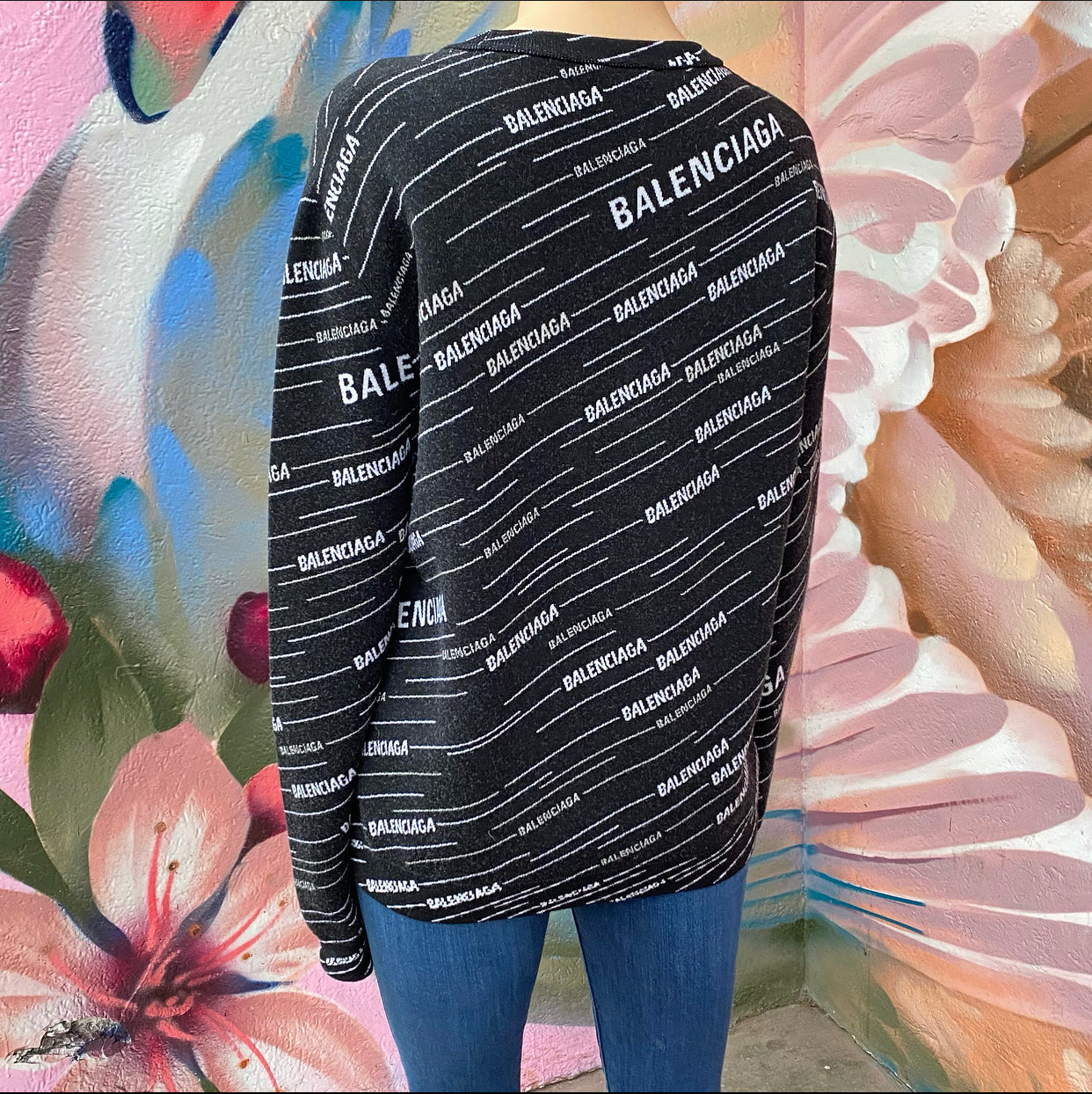 Balenciaga Black Wool Logo Knit Sweater - S / M