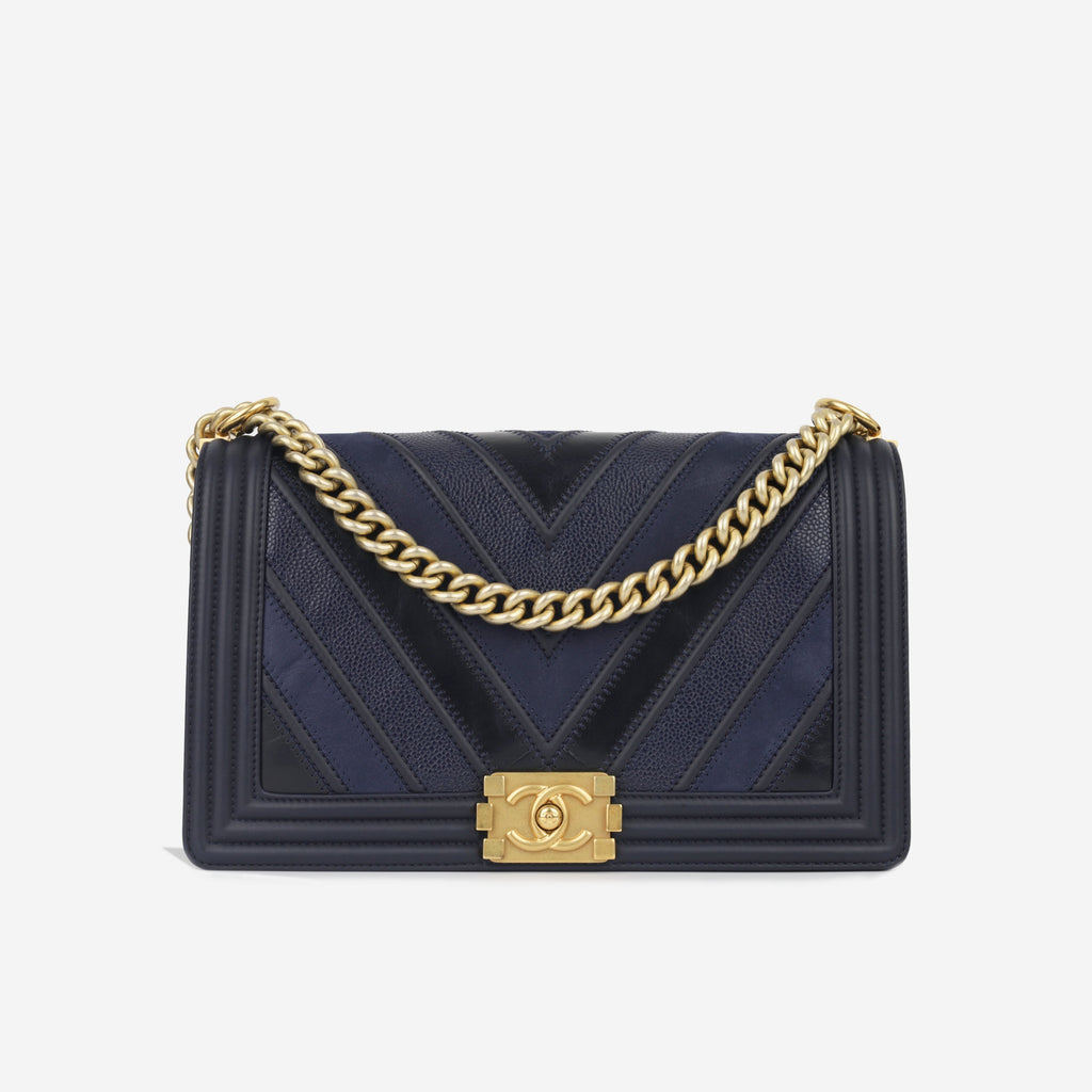 Chanel Boy Bag - New Medium