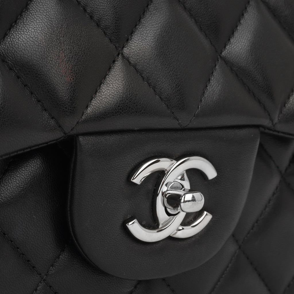 Chanel Classic Flap Bag - Jumbo