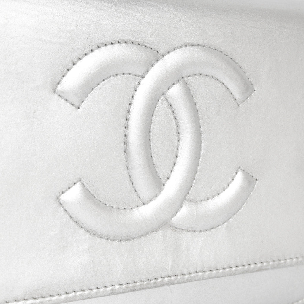 Chanel CC Wallet on Chain - Silver