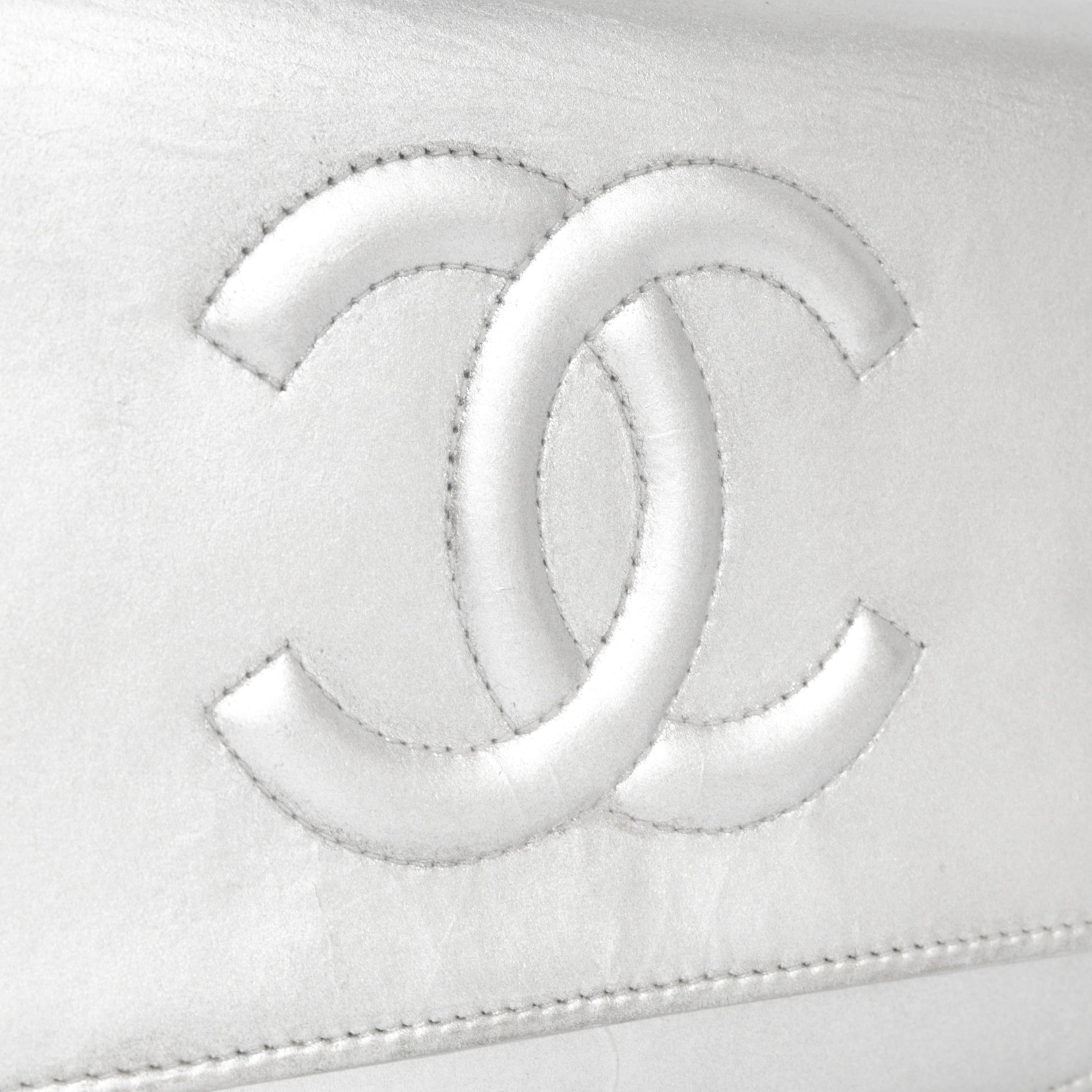 Chanel CC Wallet on Chain - Silver