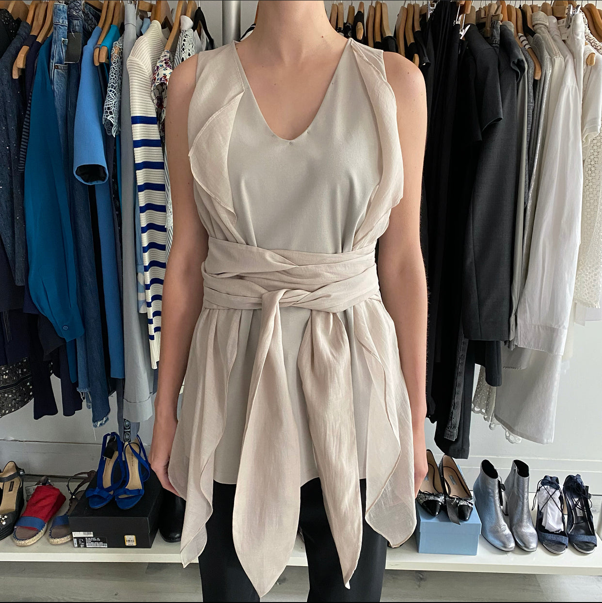 Brunello Cucinelli Light Sand Taupe V Neck Wrap Tank - L (8/10)