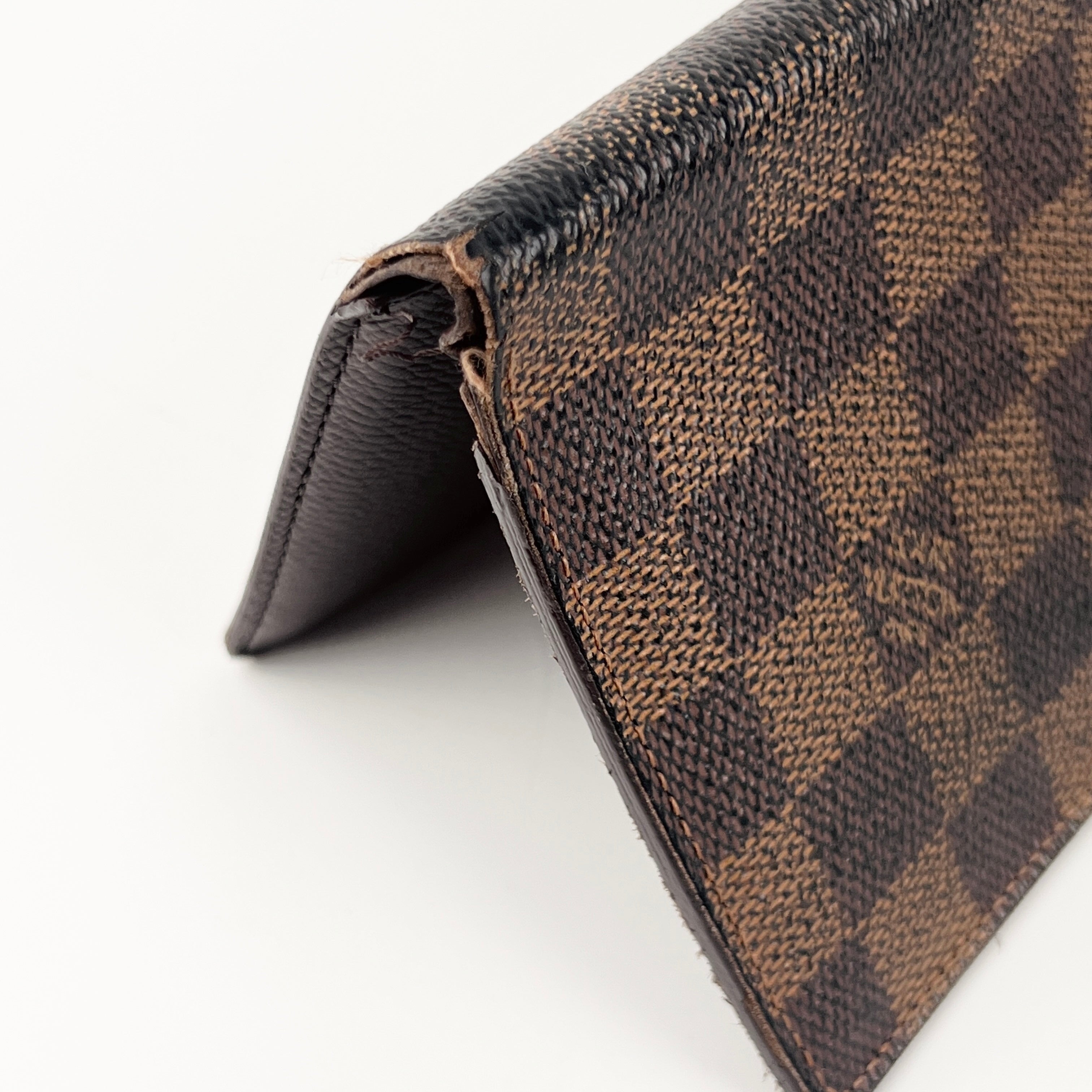 Louis Vuitton Eva Clutch + Wallet Damier Ebene
