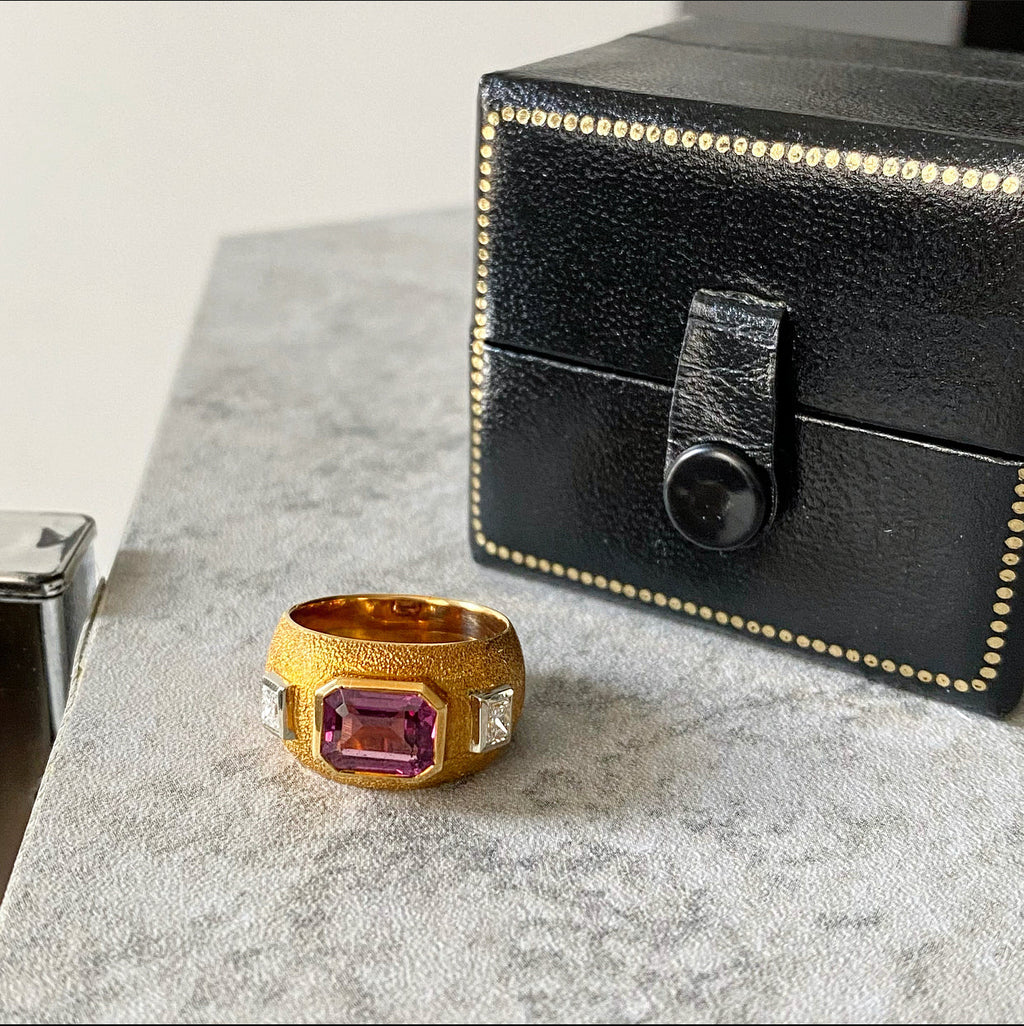Beni Sung 18K Yellow Gold Tourmaline Diamond 3 Stone Custom Ring - 7.5