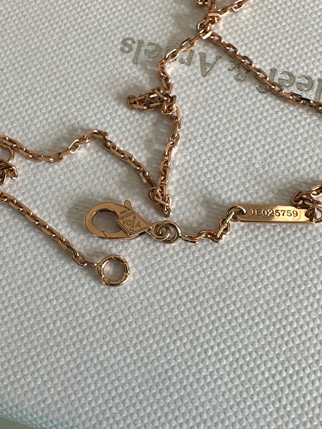 Van Cleef & Arpels 18k Rose Gold Carnelian Vintage Alhambra Pendant Necklace