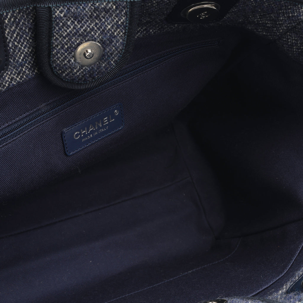 Chanel Deauville - Small