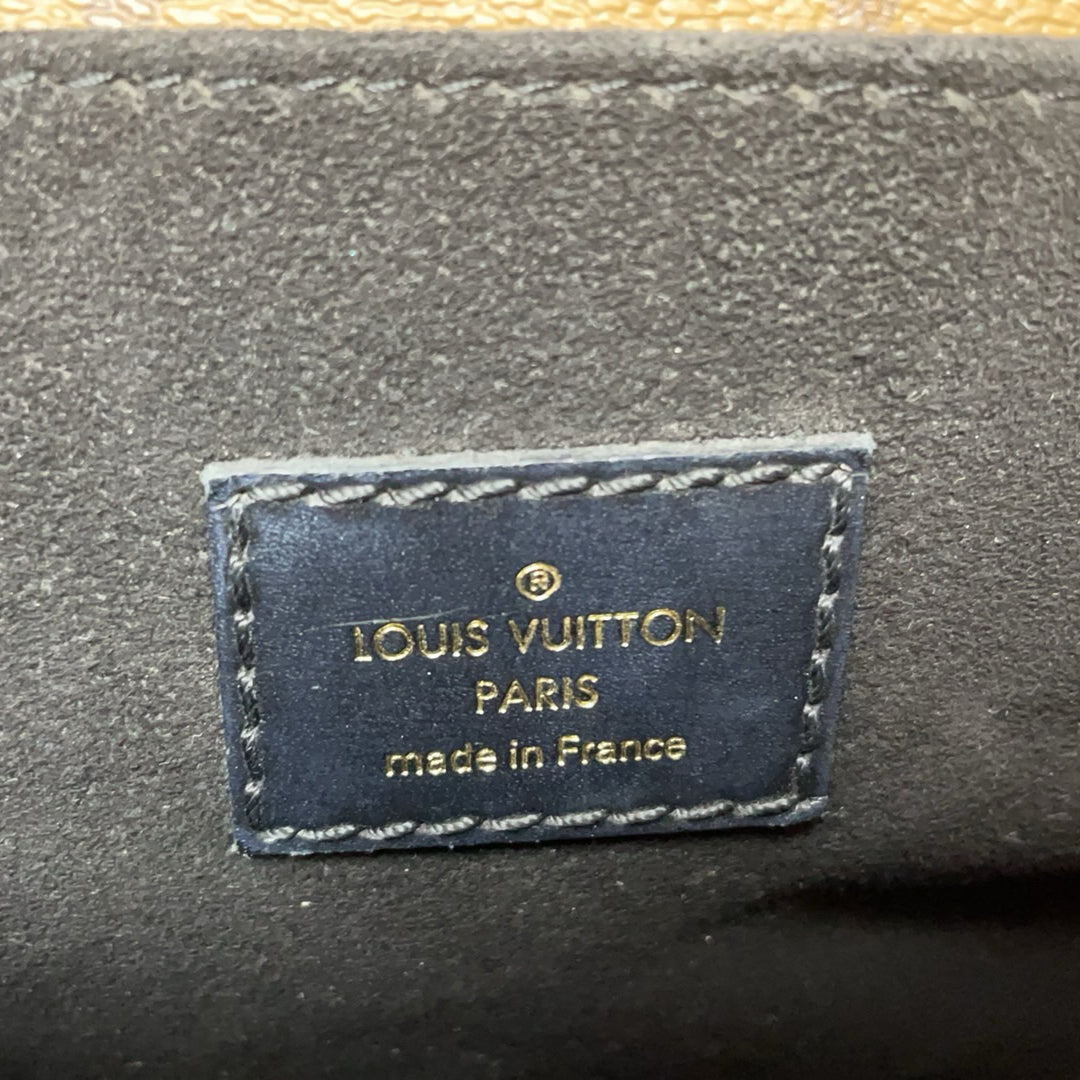 Louis Vuitton Monogram Pochette Metis MM Bag 2020