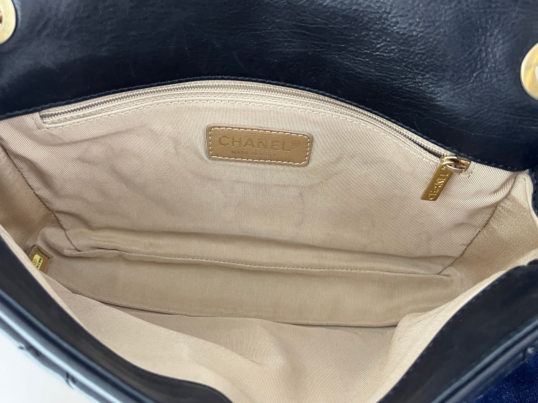CHANEL Black Classic Ultimate Stitch Retro Chain Flap Bag