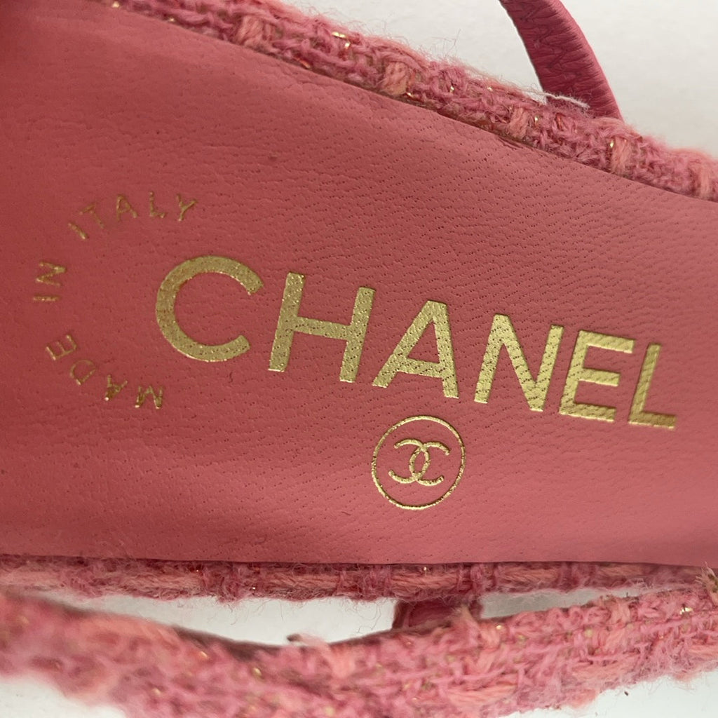 Chanel Pink/Black Tweed Cap Toe CC Slingback Pumps 37