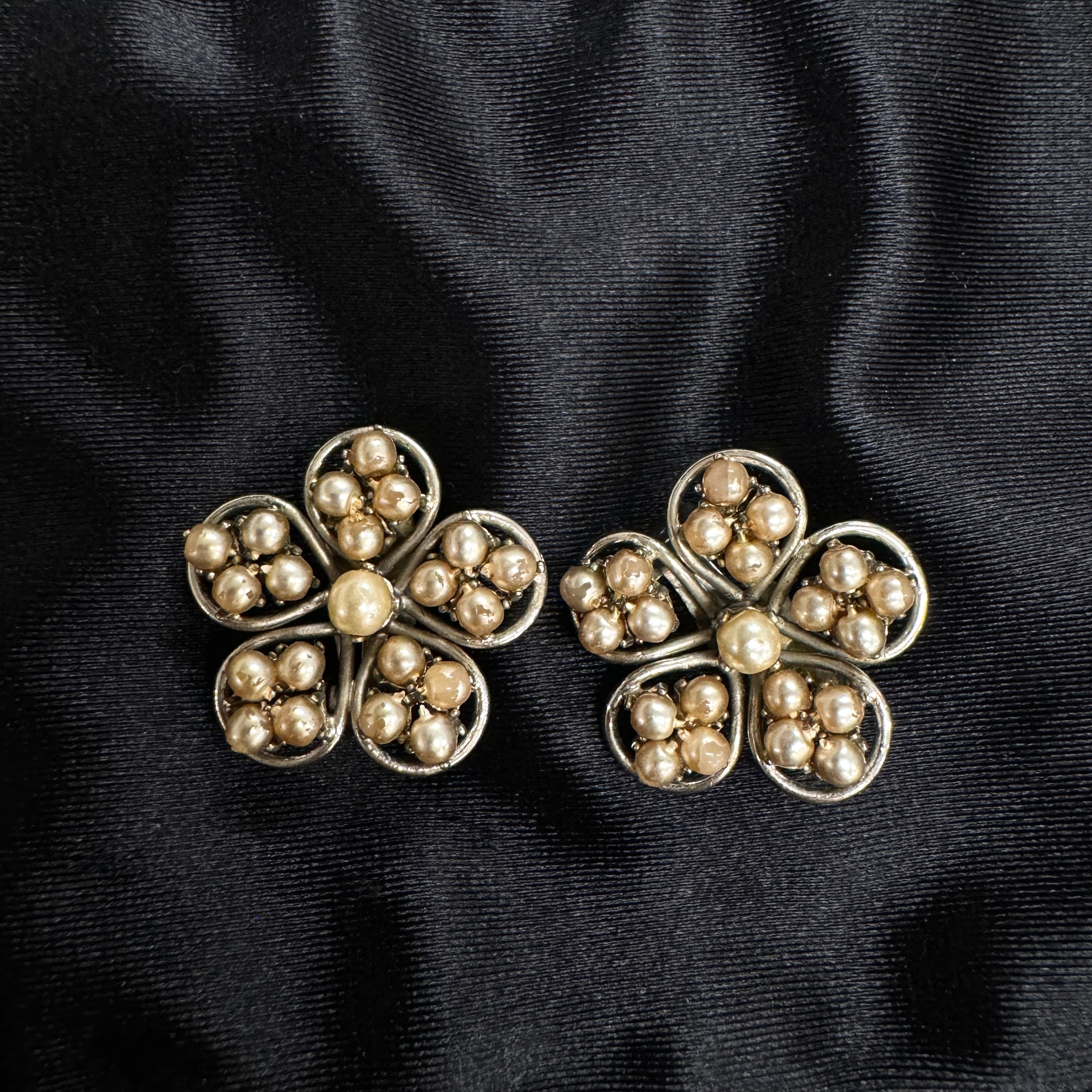 Chanel Vintage Pearl Earrings