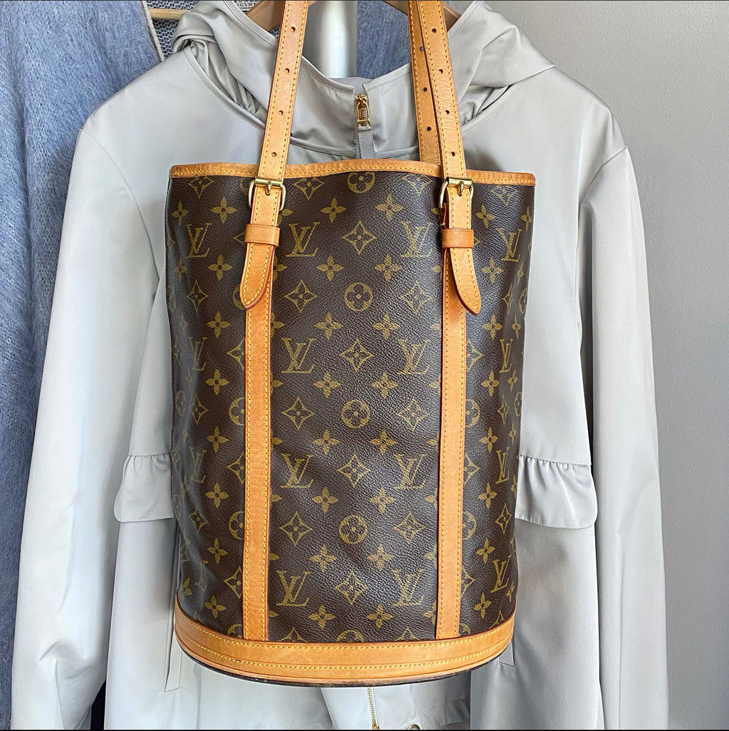 Louis Vuitton Monogram Canvas Bucket GM Shoulder Bag