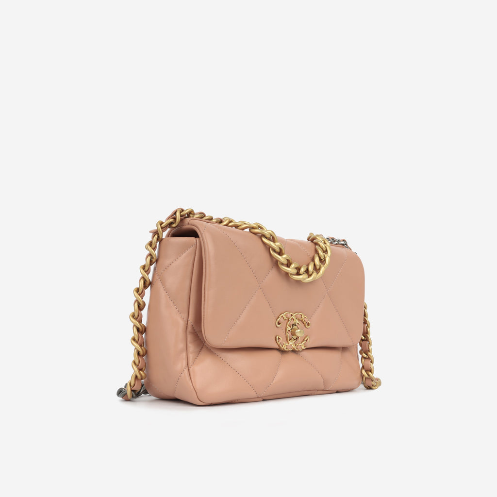 Chanel Chanel 19 - Small