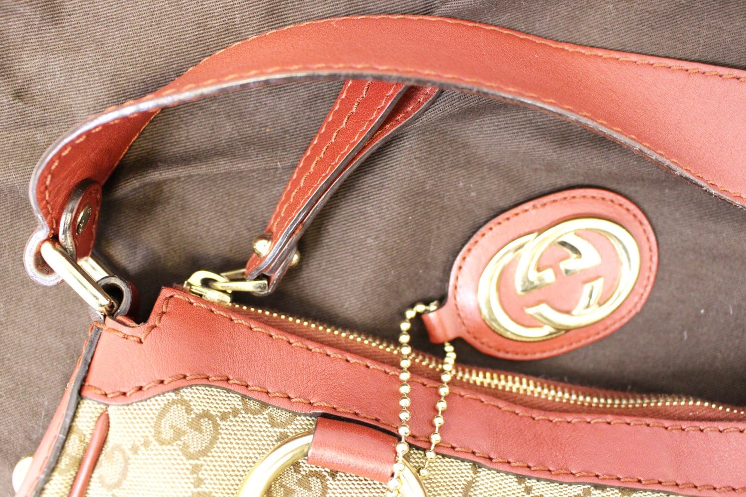 GUCCI GG Canvas Sukey Hobo Bag 232955