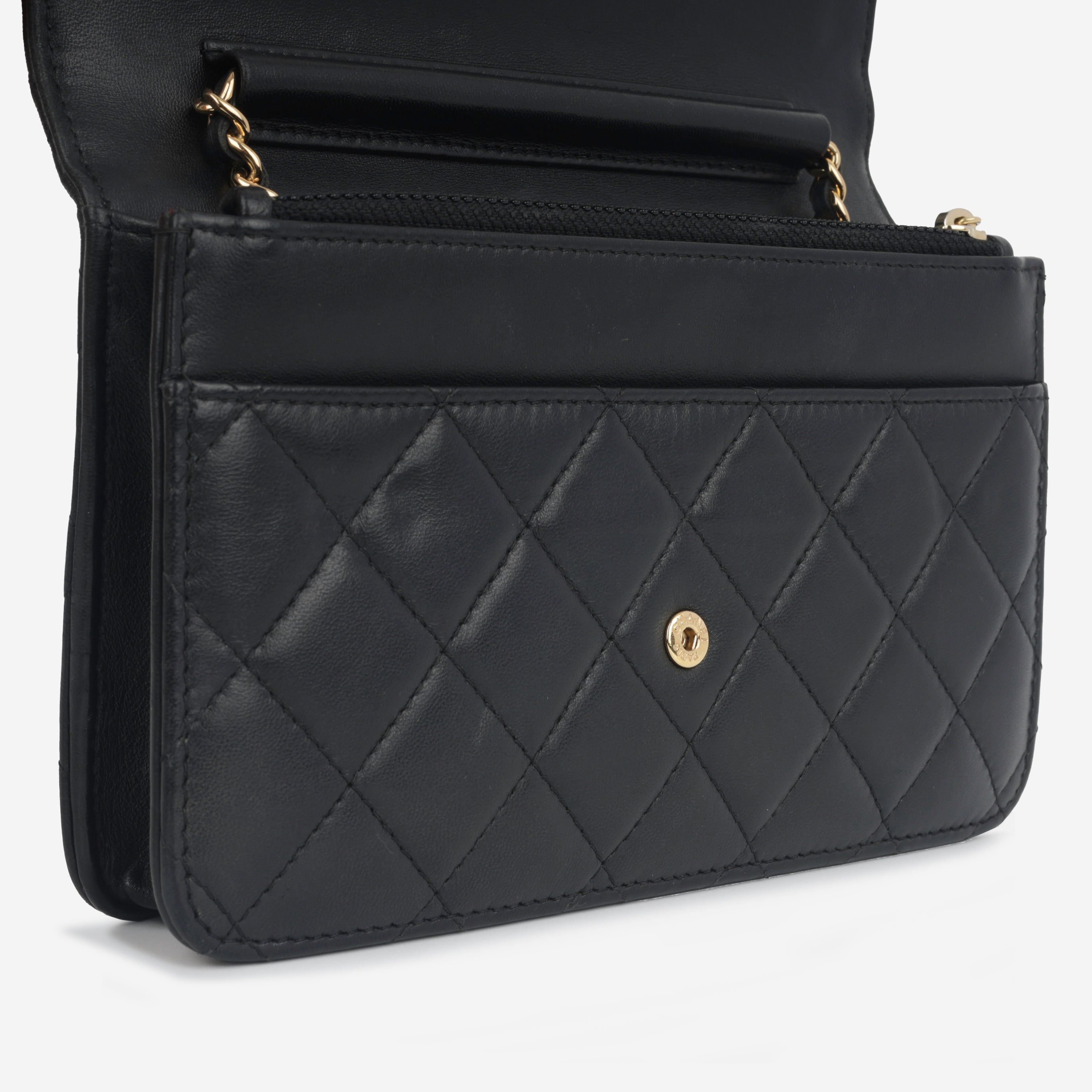Chanel Classic Wallet on Chain