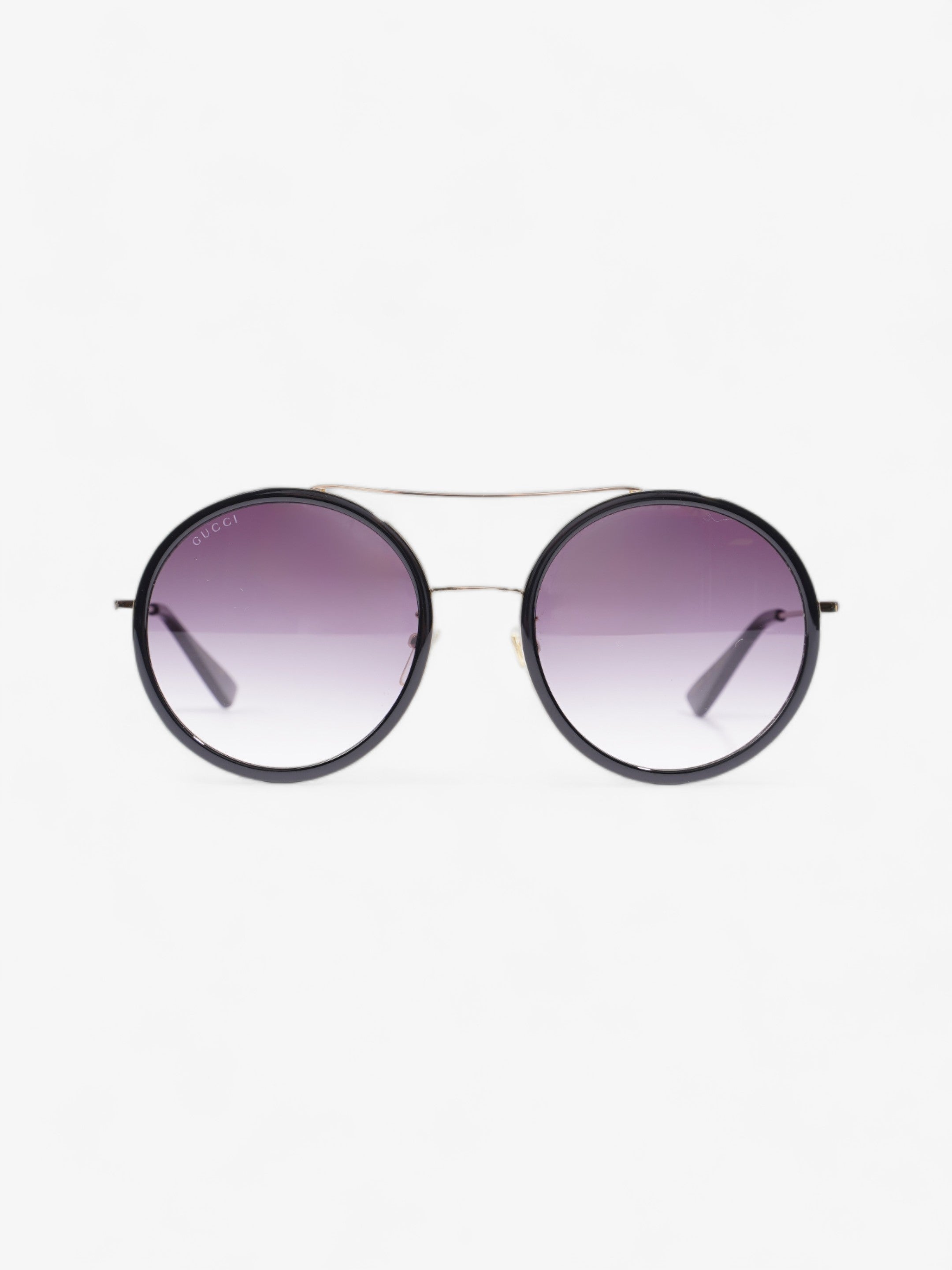 Gucci Round Sunglasses Black / Gold Base Metal 140mm