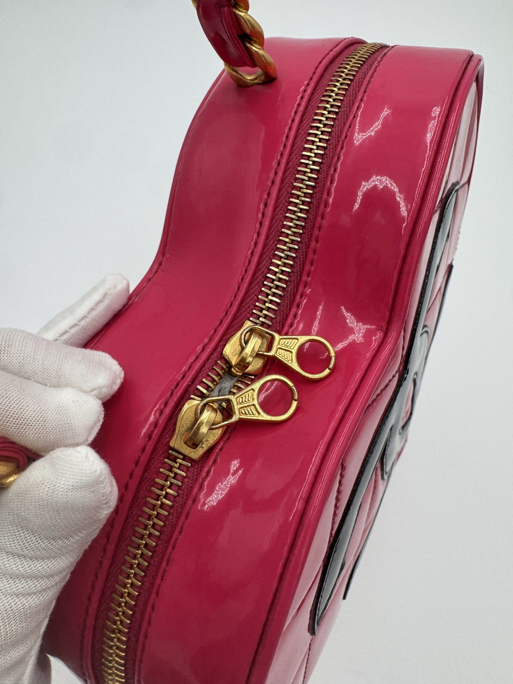 Chanel 1995 Vintage Barbie Barbie/Pink Heart Vanity Bag