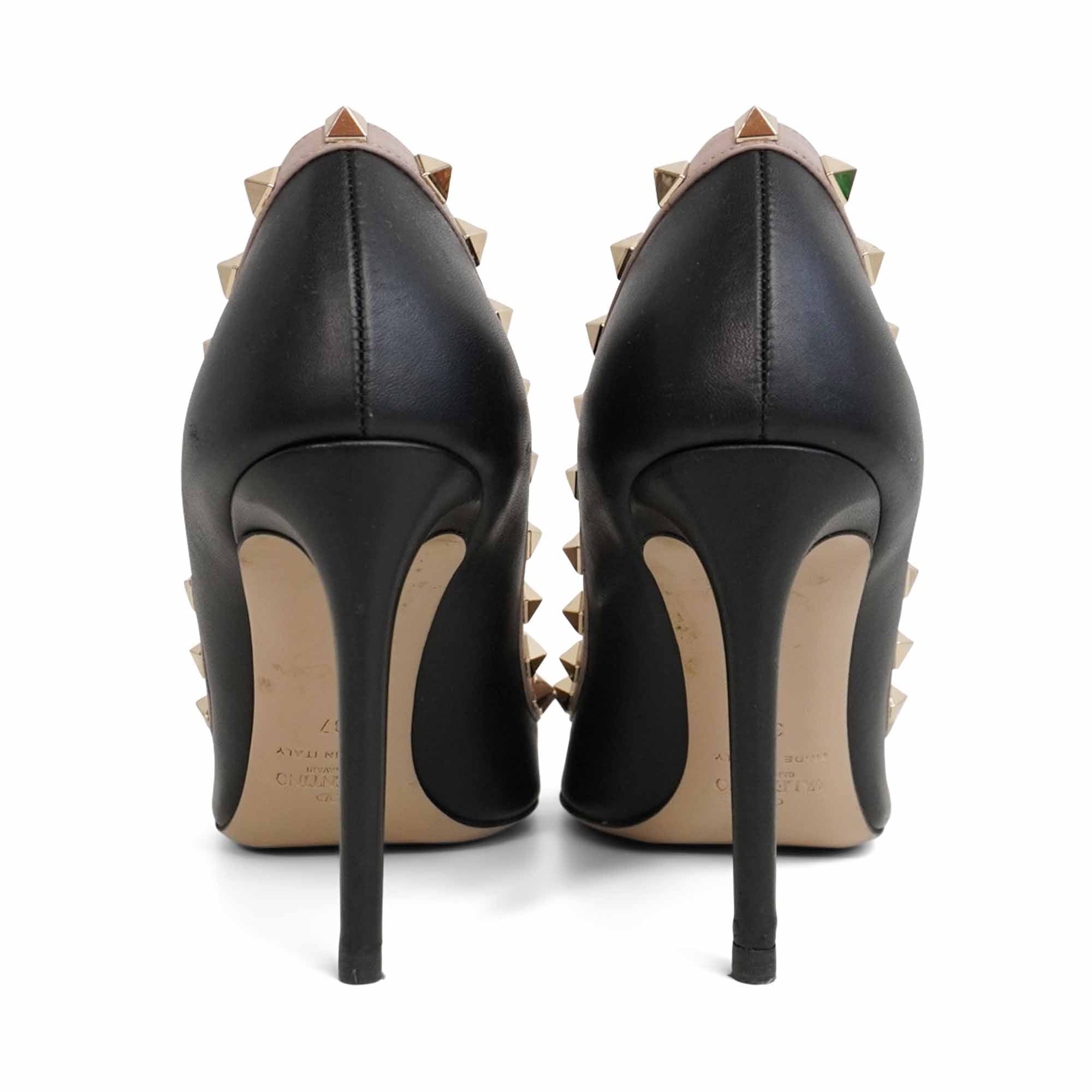 Valentino 'Rockstud' Pumps - Women's 37
