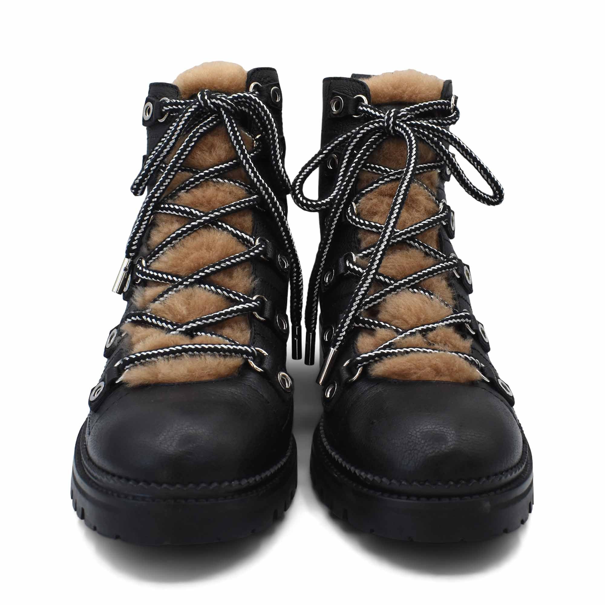 Jimmy Choo 'Hillary' Boots - Women's 39